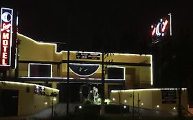 Luna Motel (Adults Only)